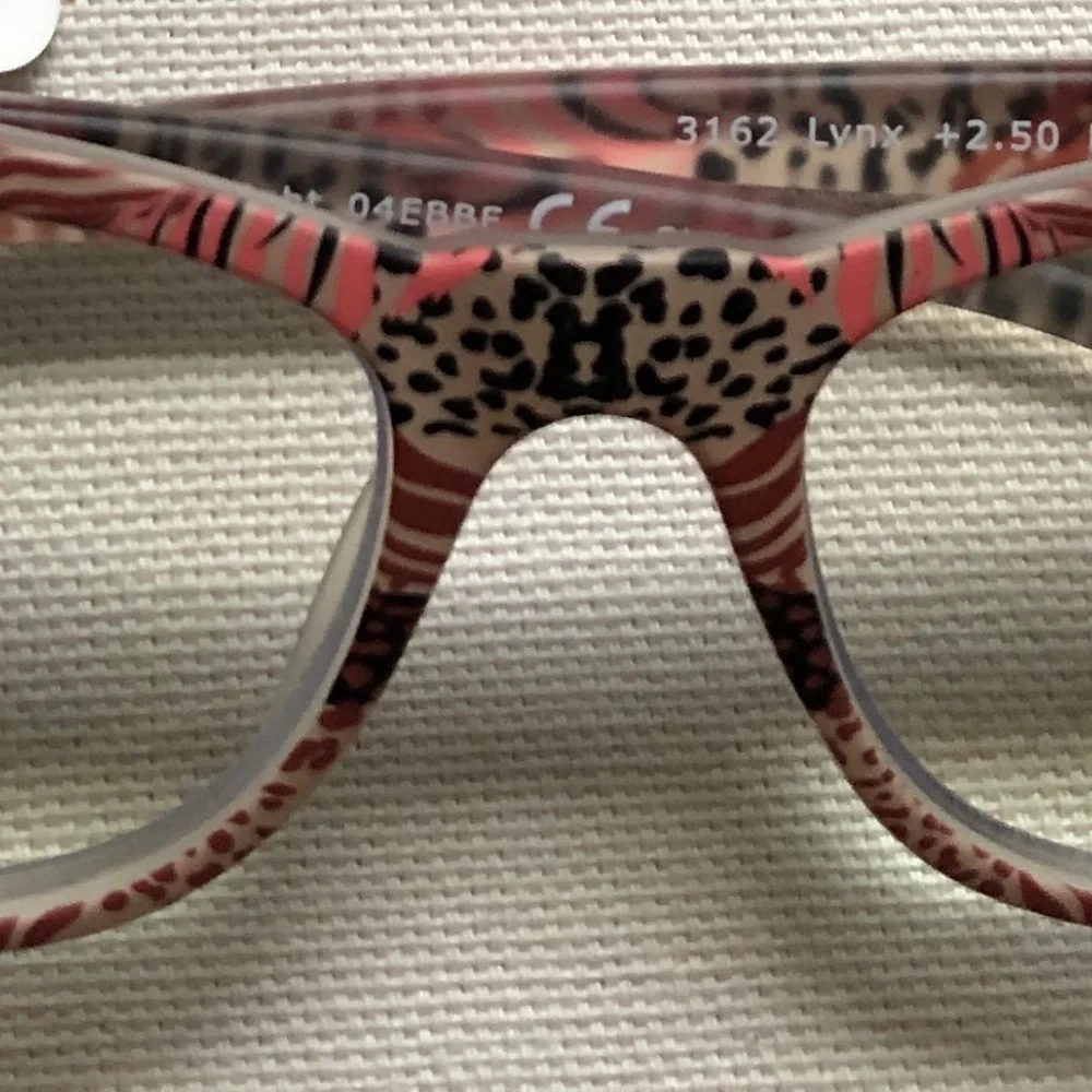 New from Anthropologie Lynx‎ Blue Light Readers +2.50
